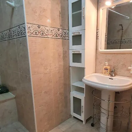 Quesada Townhouse Luz 1 *